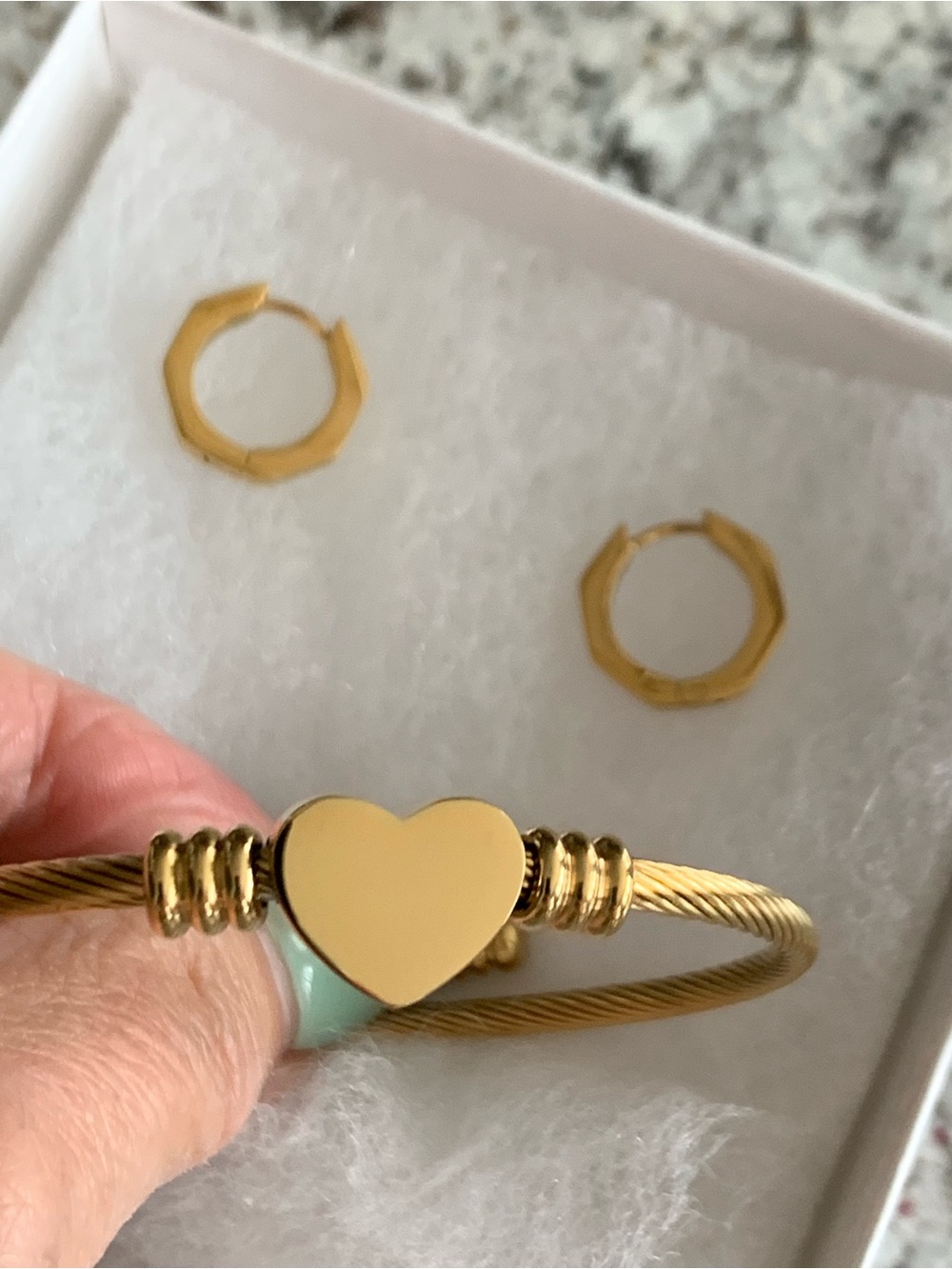 Beautiful gold filled heart bracelet and huggy hoop earrings NEW NEVER WORN